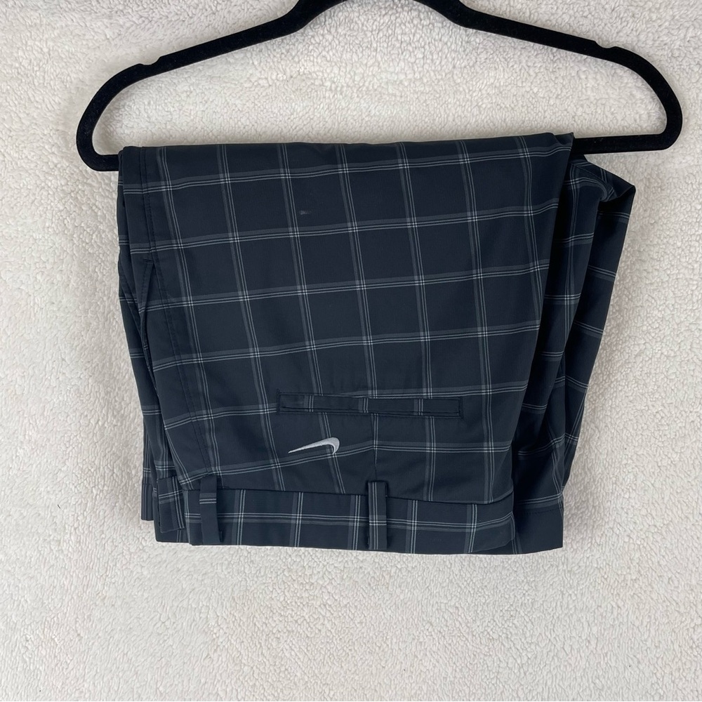 Plaid Nike golf shorts, size 38 - Picture 5 of 5